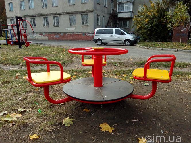 Ремонт дворових спортмайданчиків у Хмельницькому: де зробили і скільки витратили (КАРТА), фото №3 на сайті vsim.ua