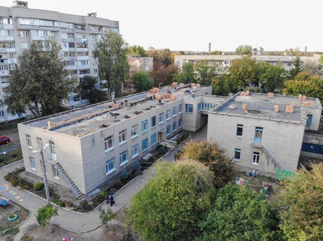 Новини Вінниці - фото з Оновлюють садочок на Замості. Замінять покрівлю та утеплять заклад Оновлюють садочок на Замості. Замінять покрівлю та утеплять заклад, фото №1 на сайті 20minut.ua