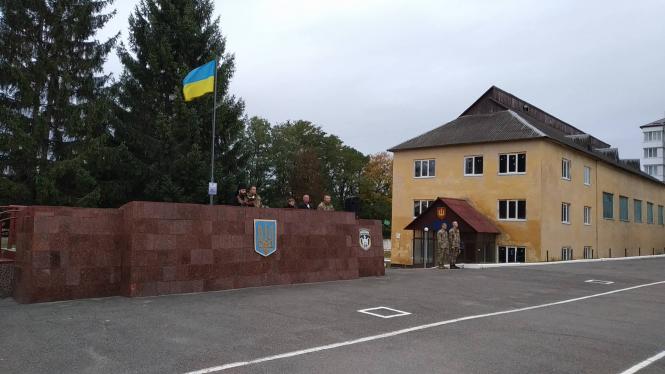 Новини Тернополя - фото з "Армія - це не так страшно, як кажуть": у Тернополі розпочали звільнення зі служби строковиків "Армія - це не так страшно, як кажуть": у Тернополі розпочали звільнення зі служби строковиків, фото №3 на сайті 20minut.ua