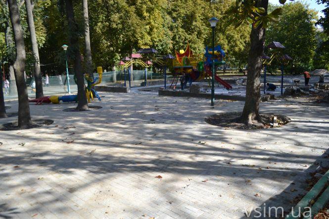 Коли зроблять новий дитячий майданчик у сквері Шевченка та що про нього кажуть хмельничани (ФОТО, ВІДЕО), фото №5 на сайті vsim.ua