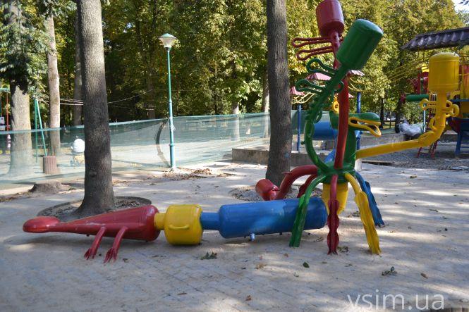 Коли зроблять новий дитячий майданчик у сквері Шевченка та що про нього кажуть хмельничани (ФОТО, ВІДЕО), фото №12 на сайті vsim.ua