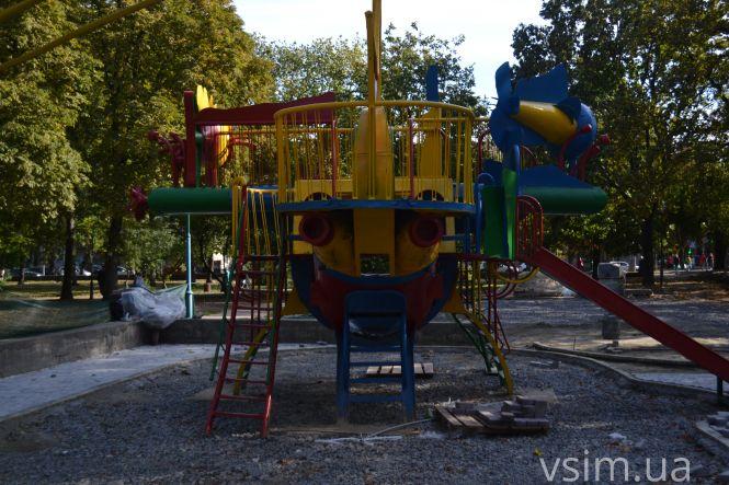 Коли зроблять новий дитячий майданчик у сквері Шевченка та що про нього кажуть хмельничани (ФОТО, ВІДЕО), фото №15 на сайті vsim.ua