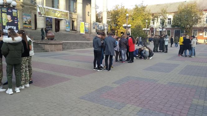 Новини Тернополя - фото з Що за змаг влаштували студенти на Театральному майдані та куди їх водили Що за змаг влаштували студенти на Театральному майдані та куди їх водили, фото №2 на сайті 20minut.ua