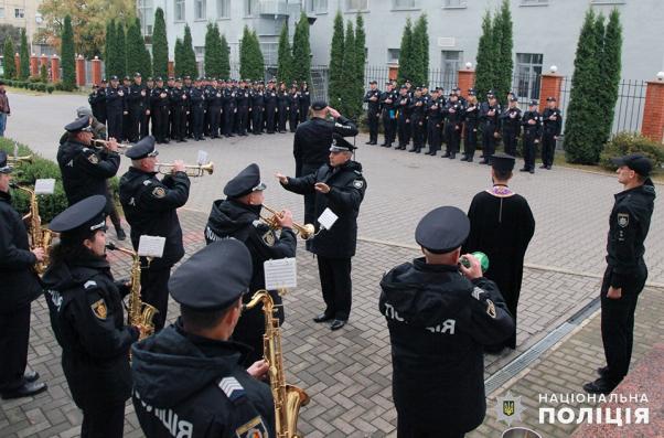 Новини Хмельницького - фото з До хмельницької поліції взяли два десятки новобранців До хмельницької поліції взяли два десятки новобранців, фото №6 на сайті vsim.ua