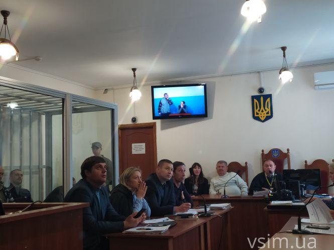 Новини Хмельницького - фото з В’язні-втікачі на чолі з Романом Гадзіною знову в суді: що там відбувалося В’язні-втікачі на чолі з Романом Гадзіною знову в суді: що там відбувалося, фото №5 на сайті vsim.ua