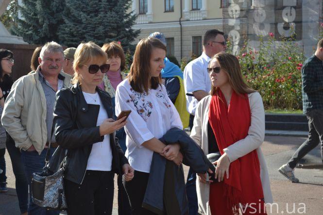 Новини Хмельницького - фото з У центрі Хмельницького пройшла акція «Ні капітуляції!» (ФОТО, ВІДЕО) У центрі Хмельницького пройшла акція «Ні капітуляції!» (ФОТО, ВІДЕО), фото №11 на сайті vsim.ua