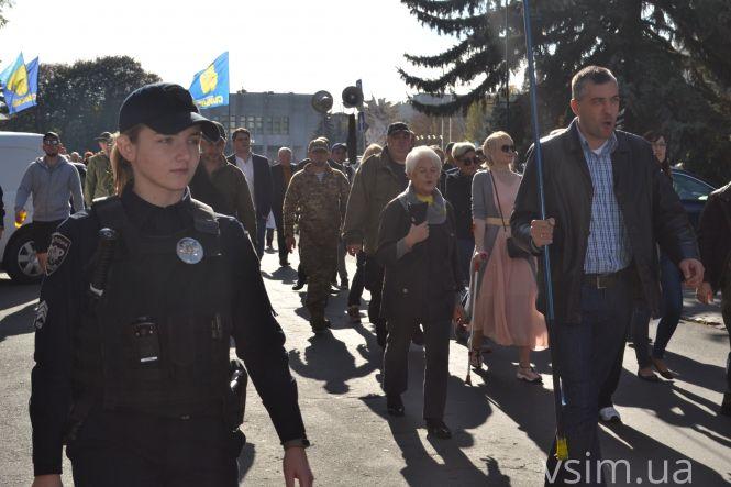 Новини Хмельницького - фото з У центрі Хмельницького пройшла акція «Ні капітуляції!» (ФОТО, ВІДЕО) У центрі Хмельницького пройшла акція «Ні капітуляції!» (ФОТО, ВІДЕО), фото №14 на сайті vsim.ua