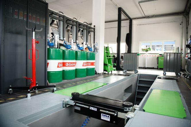 Новини Тернополя - фото з У Тернополі відкрився новий інтелектуальний автосервіс – «Бош Сервіс Автодром» (новини компаній) У Тернополі відкрився новий інтелектуальний автосервіс – «Бош Сервіс Автодром» (новини компаній), фото №2 на сайті 20minut.ua