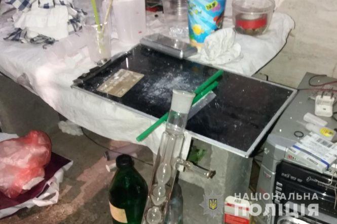 На Вінниччині накрили нарколабораторію. Її облаштовував залежний у гаражі, фото №1 на сайті 20minut.ua