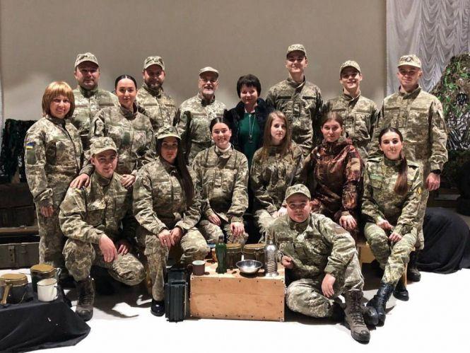 У ТНЕУ показали прем’єру вистави «Якби не війна», створену на реальних фактах, фото №3 на сайті 20minut.ua