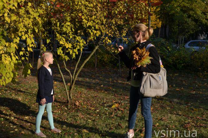 Хмельничани окупували парки в пошуках “осінніх фото”, фото №10 на сайті vsim.ua