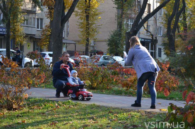 Хмельничани окупували парки в пошуках “осінніх фото”, фото №8 на сайті vsim.ua