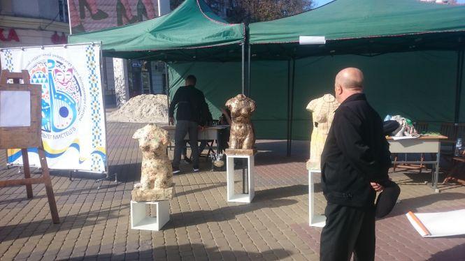 Новини Тернополя - фото з Як у Тернополі оживили мистецтво Як у Тернополі оживили мистецтво, фото №12 на сайті 20minut.ua