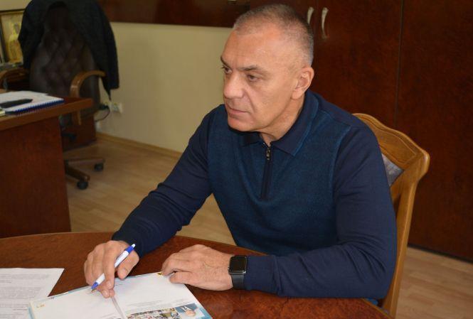 Новини Тернополя - фото з Хто відповість за смерть 15-річної Наталі Цар, яка випала з автобуса на Тернопільщині? Хто відповість за смерть 15-річної Наталі Цар, яка випала з автобуса на Тернопільщині?, фото №3 на сайті 20minut.ua