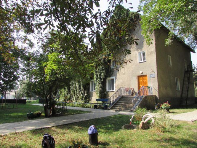 Новини Тернополя - фото з Миколці, якого вдарило струмом біля дитсадка, можуть ампутувати руку. Треба кошти на лікування Миколці, якого вдарило струмом біля дитсадка, можуть ампутувати руку. Треба кошти на лікування, фото №5 на сайті 20minut.ua