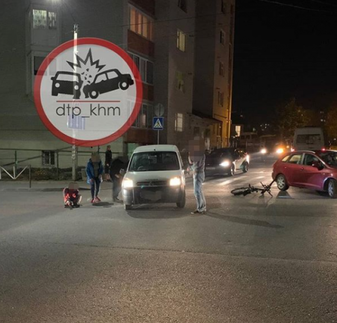 На Кармелюка Citroën збив велосипедиста (ФОТО), фото №3 на сайті vsim.ua