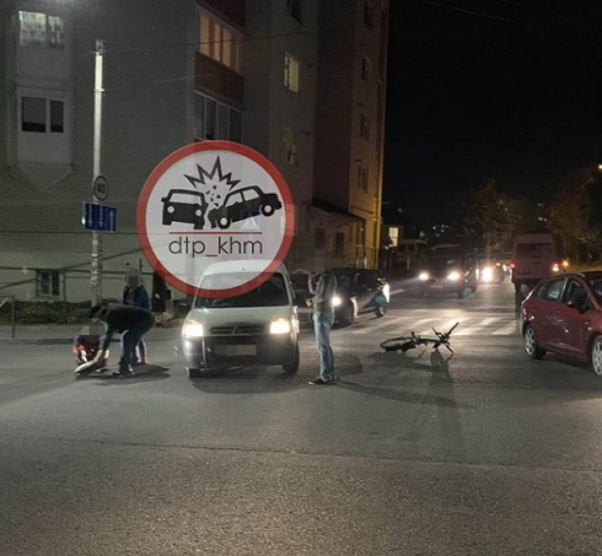 На Кармелюка Citroën збив велосипедиста (ФОТО), фото №1 на сайті vsim.ua