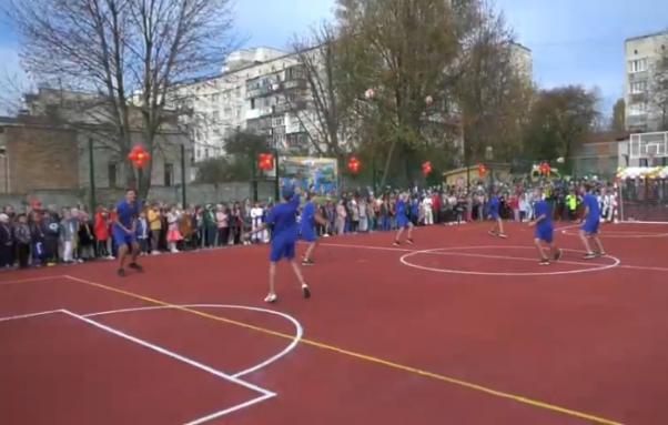 Новини Хмельницького - фото з На Виставці відкрили спортмайданчик за 1,43 мільйона На Виставці відкрили спортмайданчик за 1,43 мільйона, фото №1 на сайті vsim.ua