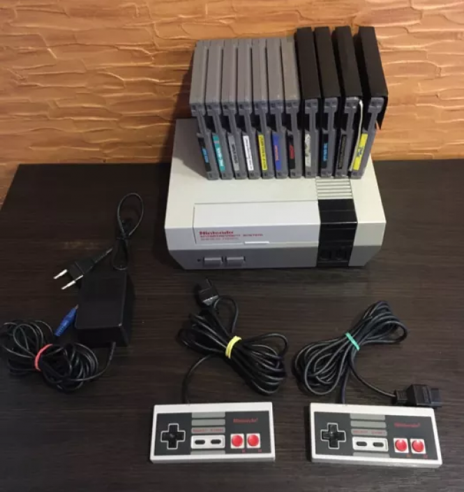 Плівкові фотоапарати, 8-бітні приставки та вінілові платівки: що продають тернополяни в інтернеті, фото №1 на сайті 20minut.ua