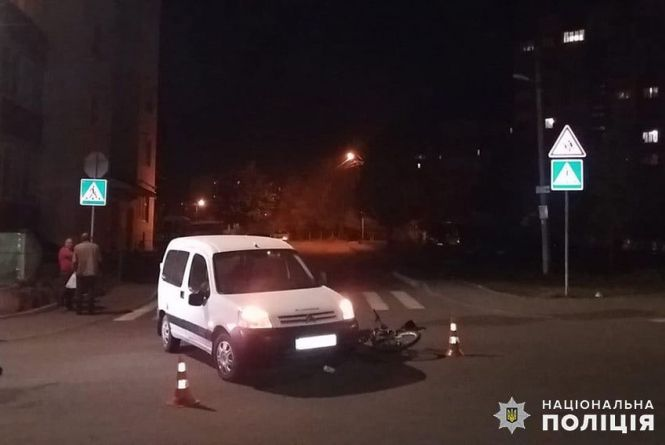 Перекинута автівка та 50 п’яних за кермом: хроніка ДТП у Хмельницькому, фото №4 на сайті vsim.ua