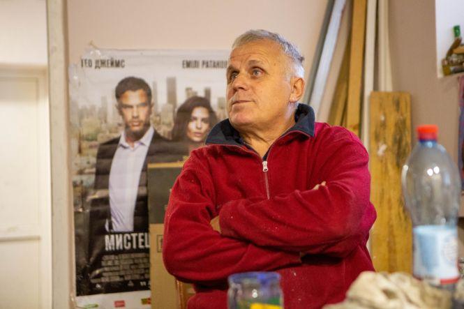 Новини Вінниці - фото з «Я останній з могікан» - художник, який малює афіші кінотеатру «Родина» «Я останній з могікан» - художник, який малює афіші кінотеатру «Родина», фото №5 на сайті 20minut.ua