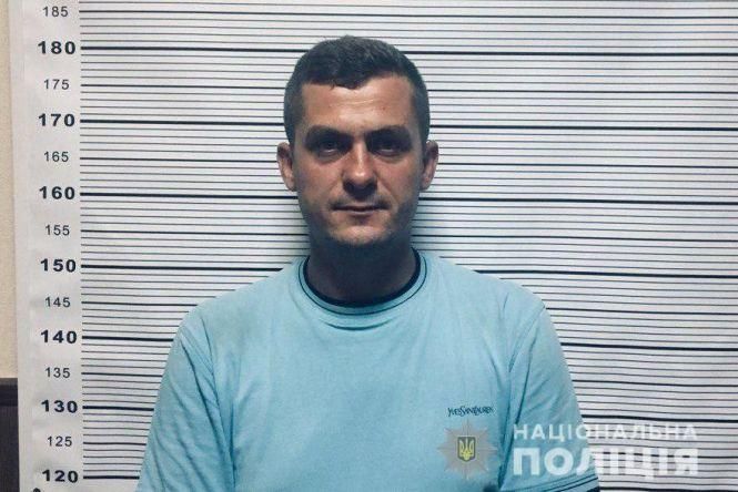 Новини Вінниці - фото з За привласнення чужої машини і шахрайство поліцейські шукають Йосипа Адамовича За привласнення чужої машини і шахрайство поліцейські шукають Йосипа Адамовича, фото №1 на сайті 20minut.ua