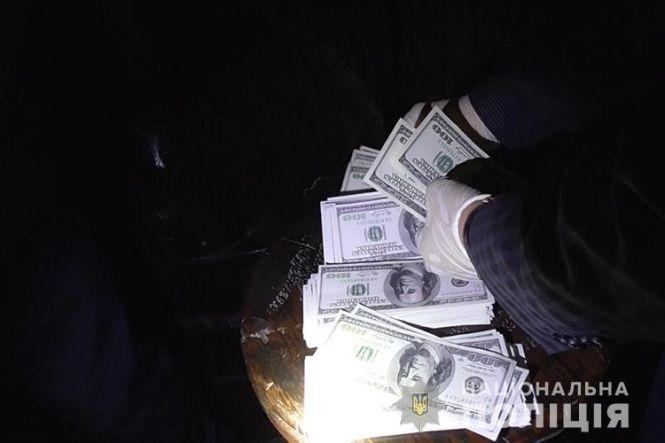 70 тисяч доларів вимагав у тернополянина колишній партнер по бізнесу . Його затримали на гарячому, фото №1 на сайті 20minut.ua