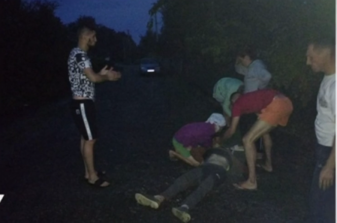 Новини Хмельницького - фото з Бійка на Ізяславщині забрала життя батька двох дітей. Підозрюваний на волі Бійка на Ізяславщині забрала життя батька двох дітей. Підозрюваний на волі, фото №1 на сайті vsim.ua