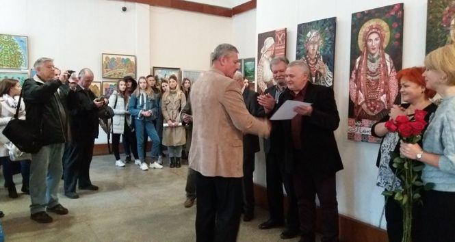 Новини Тернополя - фото з Мистецьку премію імені Олени Кульчицької отримала Марія Тимчук із Теребовлі Мистецьку премію імені Олени Кульчицької отримала Марія Тимчук із Теребовлі, фото №4 на сайті 20minut.ua