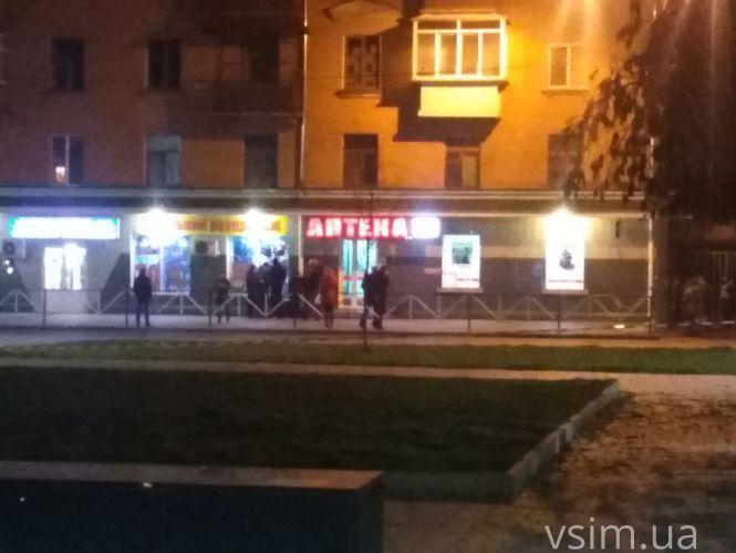 Новини Хмельницького - фото з Біля залізничного вокзалу багато поліції і вибухотехніки: що там відбувається Біля залізничного вокзалу багато поліції і вибухотехніки: що там відбувається, фото №3 на сайті vsim.ua