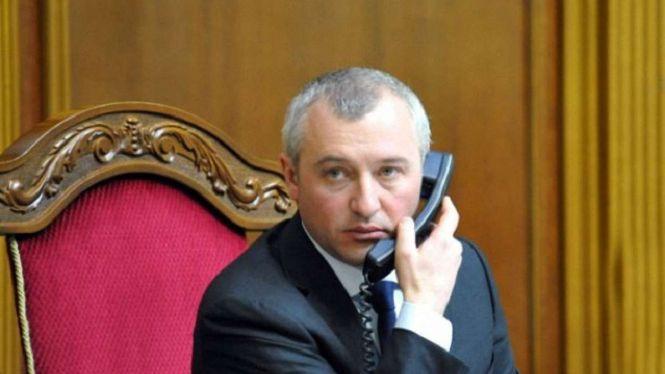 Новини Вінниці - фото з Ігор Калєтнік, який очолював митницю під час президентства Януковича, повернувся в Україну Ігор Калєтнік, який очолював митницю під час президентства Януковича, повернувся в Україну, фото №1 на сайті 20minut.ua