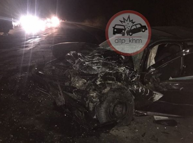 Новини Хмельницького - фото з Смертельне зіткнення "лоб у лоб". У моторошній ДТП загинув 31-річний хмельничанин (ФОТО) Смертельне зіткнення "лоб у лоб". У моторошній ДТП загинув 31-річний хмельничанин (ФОТО), фото №1 на сайті vsim.ua