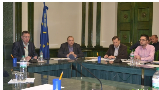 Новини Хмельницького - фото з Теплі батареї, мітинг за справедливість та пошук "вибухівки": ТОП-5 новин тижня у Хмельницькому Теплі батареї, мітинг за справедливість та пошук "вибухівки": ТОП-5 новин тижня у Хмельницькому, фото №3 на сайті vsim.ua