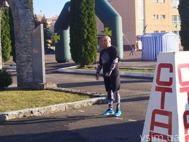 Як в прикордонній академії офіцери демонструють рівень IQ та підтягуються на перекладині (ФОТО, ВІДЕО), фото №6 на сайті vsim.ua