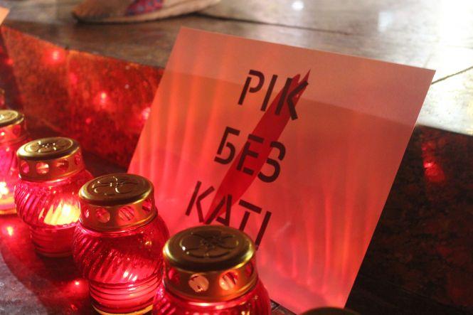 Новини Вінниці - фото з «Вбивці мають бути покарані» Вінничани закликали розслідувати вбивство Катерини Гандзюк «Вбивці мають бути покарані» Вінничани закликали розслідувати вбивство Катерини Гандзюк, фото №2 на сайті 20minut.ua