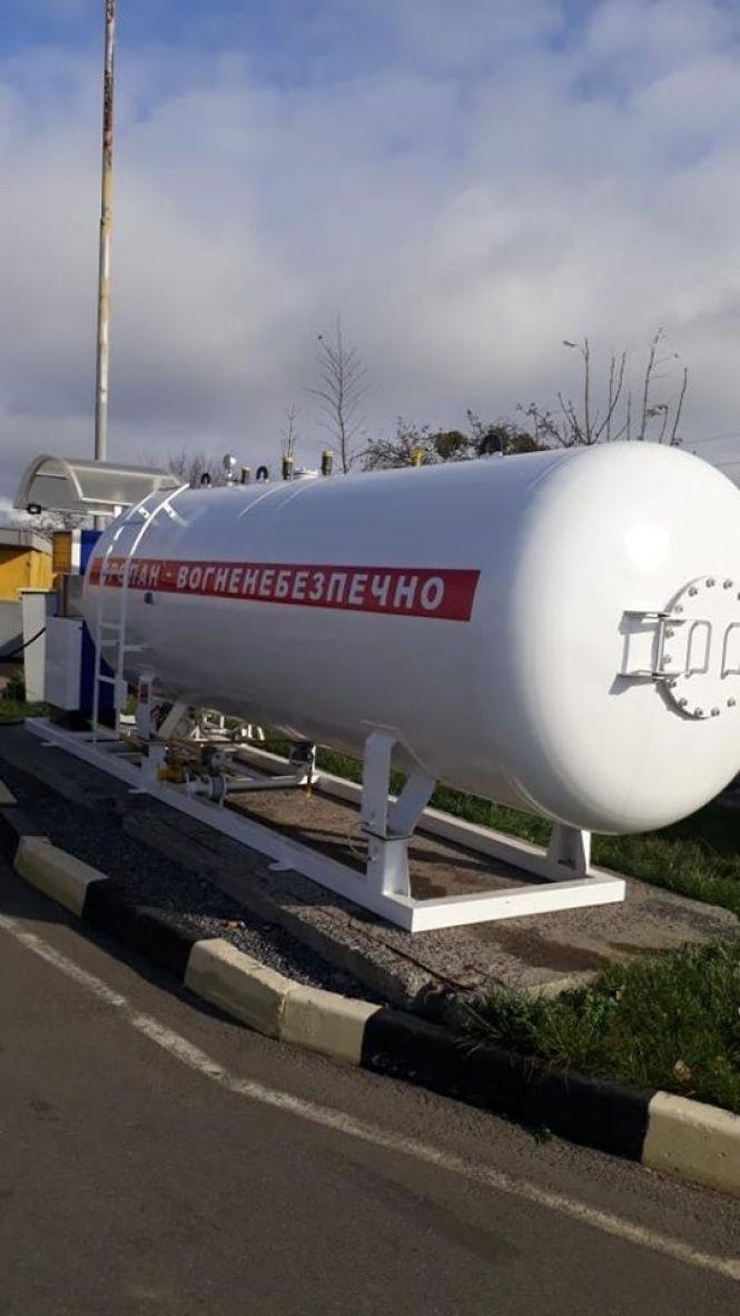 Пального на майже 3 мільйони вилучили з незаконних АЗС на Хмельниччині (ФОТО), фото №2 на сайті vsim.ua