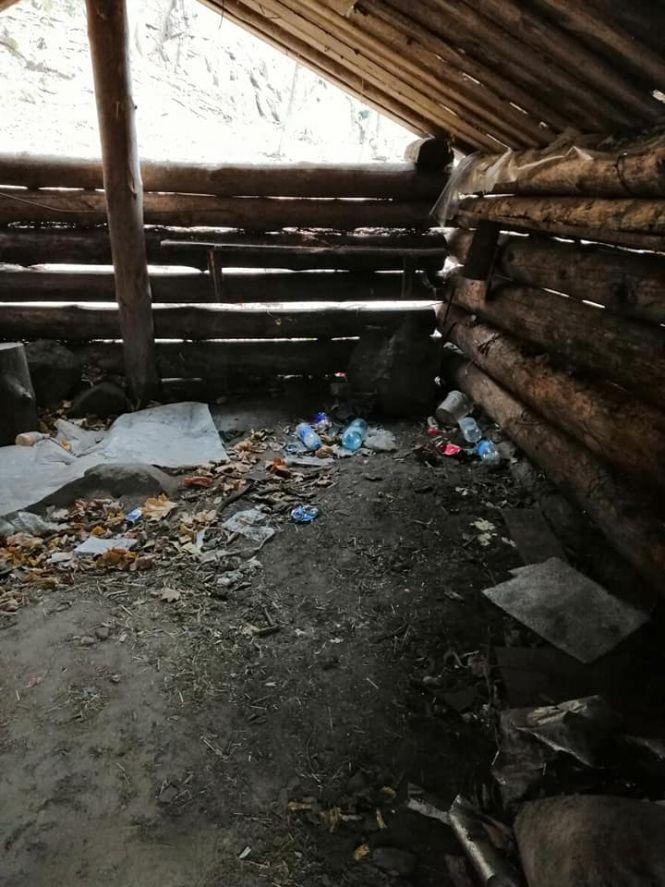 Новини Житомира - фото з У Денишах вщент розтрощили та частково спалили декорації серіалу «Слов'яни» У Денишах вщент розтрощили та частково спалили декорації серіалу «Слов'яни», фото №1 на сайті 20minut.ua