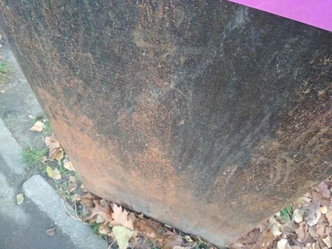 На Вишеньці почали ржавіти нові туристичні таблички. Розробник звинувачує погоду, фото №6 на сайті 20minut.ua