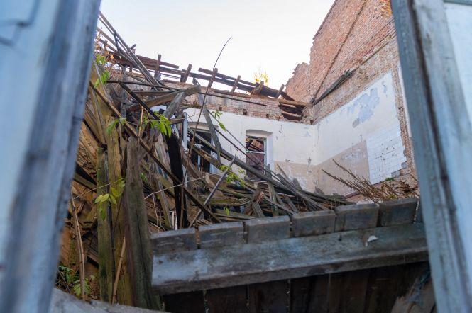 Новини Вінниці - фото з «Мене тут вкусив бомж» Фоторепортаж з найстрашнішої «заброшки» на Соборній «Мене тут вкусив бомж» Фоторепортаж з найстрашнішої «заброшки» на Соборній, фото №22 на сайті 20minut.ua