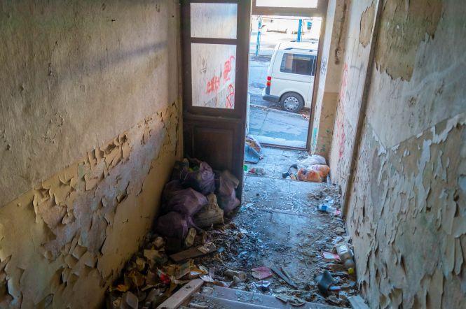 Новини Вінниці - фото з «Мене тут вкусив бомж» Фоторепортаж з найстрашнішої «заброшки» на Соборній «Мене тут вкусив бомж» Фоторепортаж з найстрашнішої «заброшки» на Соборній, фото №5 на сайті 20minut.ua