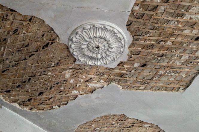 Новини Вінниці - фото з «Мене тут вкусив бомж» Фоторепортаж з найстрашнішої «заброшки» на Соборній «Мене тут вкусив бомж» Фоторепортаж з найстрашнішої «заброшки» на Соборній, фото №11 на сайті 20minut.ua