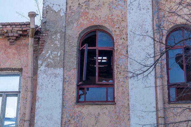 Новини Вінниці - фото з «Мене тут вкусив бомж» Фоторепортаж з найстрашнішої «заброшки» на Соборній «Мене тут вкусив бомж» Фоторепортаж з найстрашнішої «заброшки» на Соборній, фото №27 на сайті 20minut.ua