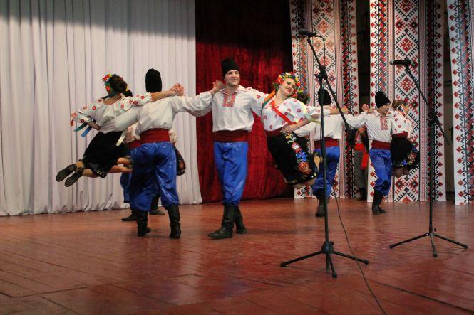 Новини Вінниці - фото з На фестиваль вина і голубців приїде депутат парламенту Молдови й артисти «юного орла» Поплавського На фестиваль вина і голубців приїде депутат парламенту Молдови й артисти «юного орла» Поплавського, фото №4 на сайті 20minut.ua