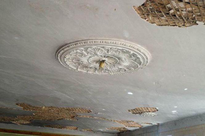 Новини Вінниці - фото з «Мене тут вкусив бомж» Фоторепортаж з найстрашнішої «заброшки» на Соборній «Мене тут вкусив бомж» Фоторепортаж з найстрашнішої «заброшки» на Соборній, фото №10 на сайті 20minut.ua