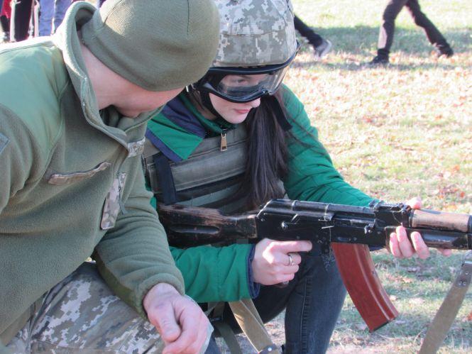 Новини Козятина - фото з У Сестринівці найвлучніше стріляють дівчата У Сестринівці найвлучніше стріляють дівчата, фото №5 на сайті 20minut.ua