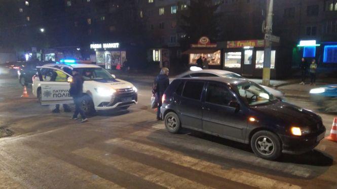 Новини Тернополя - фото з На Київській на пішохідному переході збили дівчину