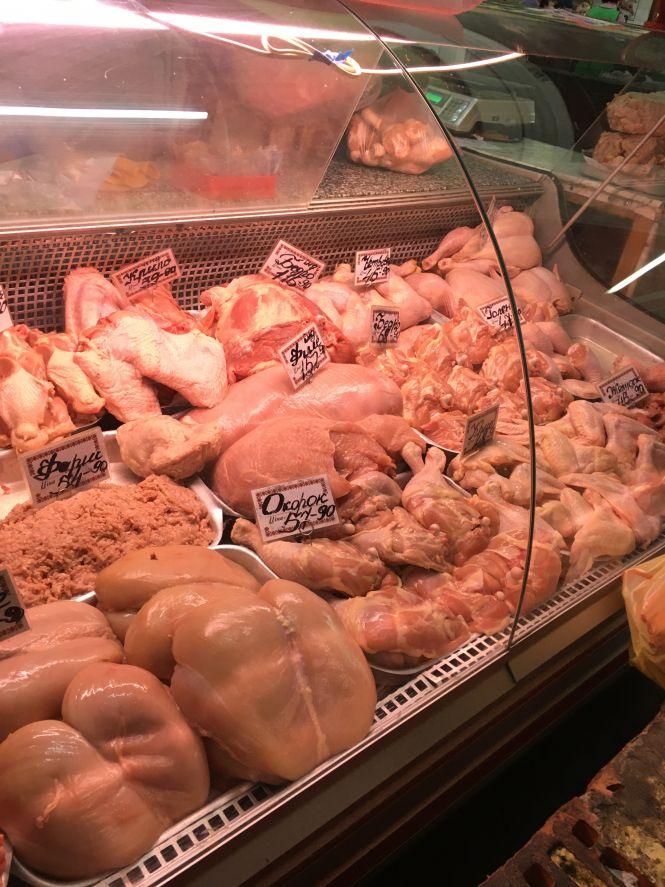 Новини Житомира - фото з Передвихідні ціни на Житньому ринку: здешевшало сало Передвихідні ціни на Житньому ринку: здешевшало сало, фото №2 на сайті 20minut.ua