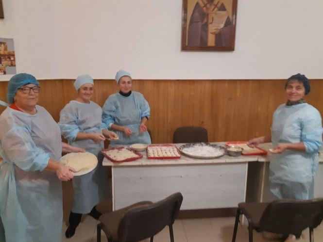 Волонтери просять допомоги для бійців: потрібні продукти і вільні руки, фото №1 на сайті 20minut.ua