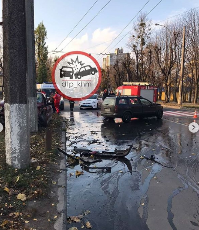 На Тернопільській зіштовхнулися Opel та BMW: є постраждалі (ФОТО), фото №4 на сайті vsim.ua