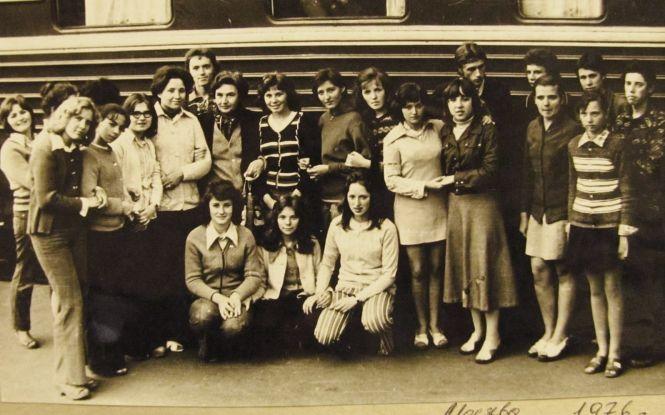 Третя школа святкує 80 років. Унікальні фото випускників, починаючи із 50-х років. Шукайте себе (ФОТОРЕПОРТАЖ), фото №3 на сайті 20minut.ua